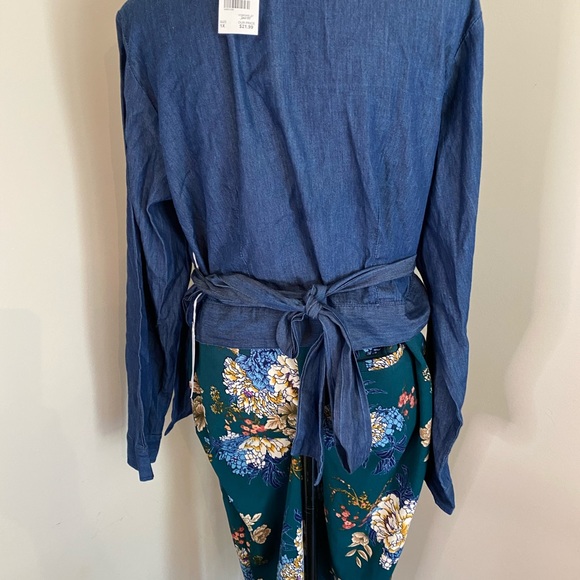 Pants - Picture 3 of 4